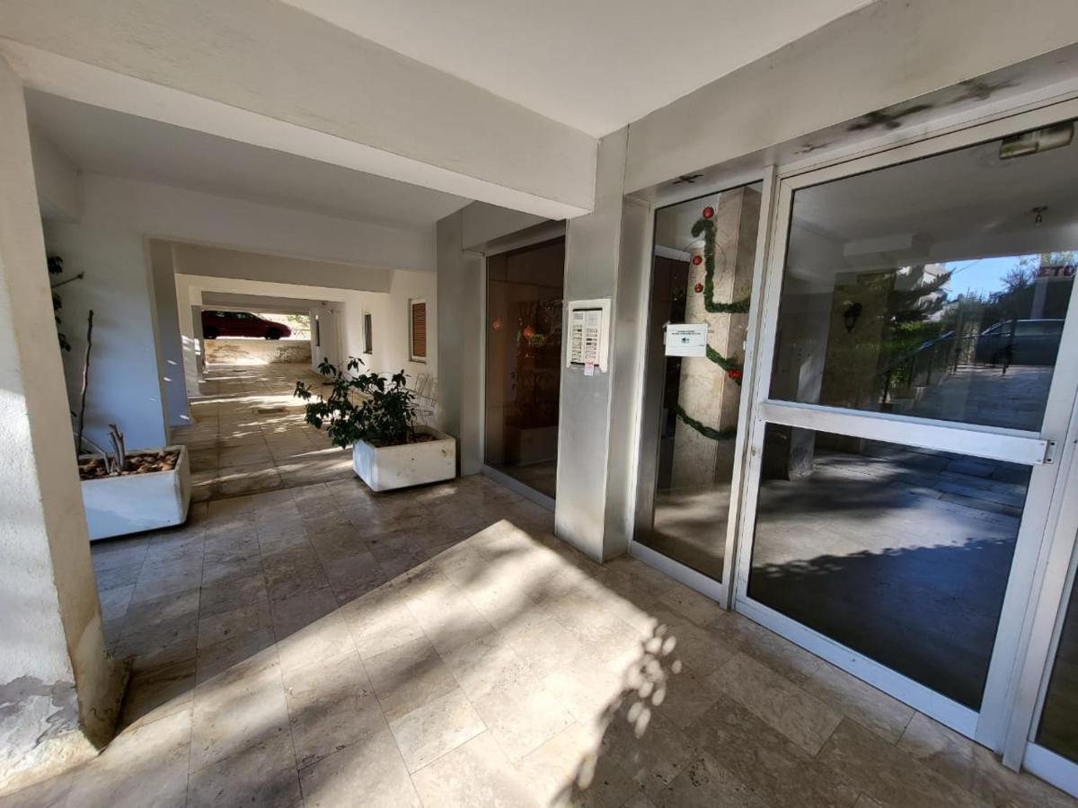 Apartment Near The Center Of Glyfada 아테네 외부 사진